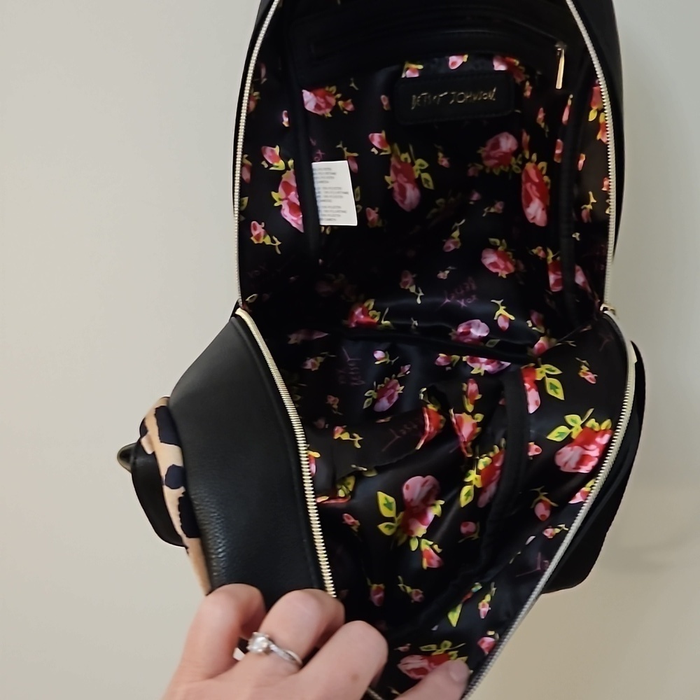 BETSEY JOHNSON Velvet Leopard Print Quilted Olive Green Mini Backpack - Picture 11 of 13